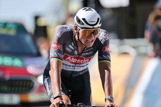 Mathieu van der Poel a récupéré le maillot jaune après avoir terminé 8e de la 6e étape du Tour KEYSTONE/EPA/CHRISTOPHE PETIT TESSON